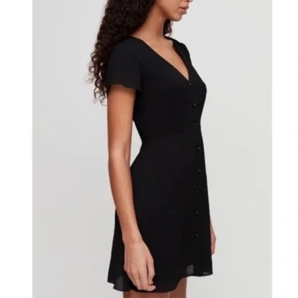Aritzia Wilfred Nazaire Dress in Black - Picture 3 of 13